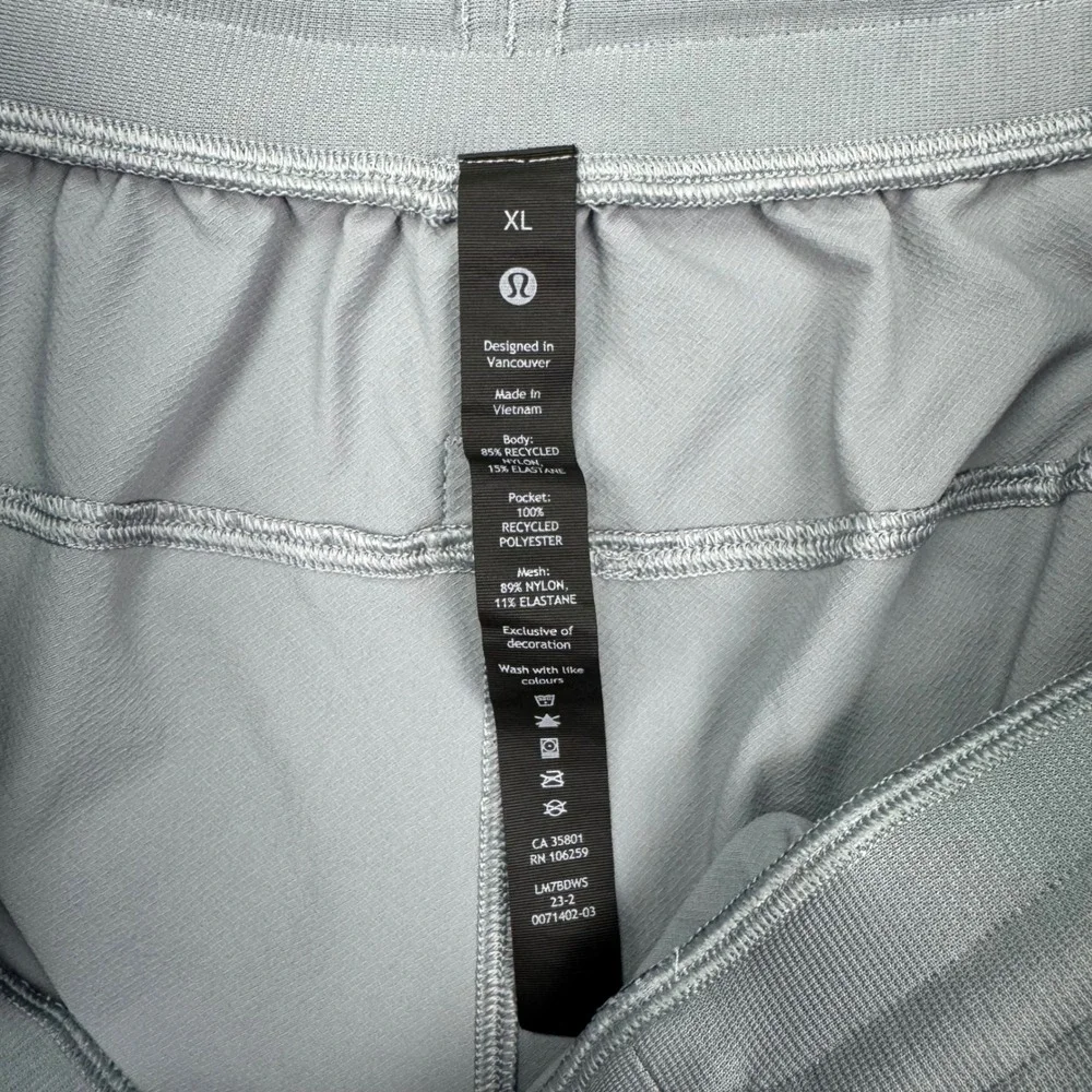 Lululemon Men's License to Train Linerless Short 7